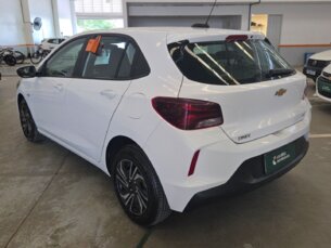 Foto 4 - Chevrolet Onix Onix 1.0 Turbo LT manual