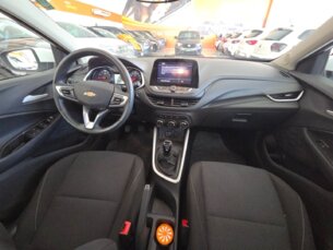Foto 9 - Chevrolet Onix Onix 1.0 LT manual