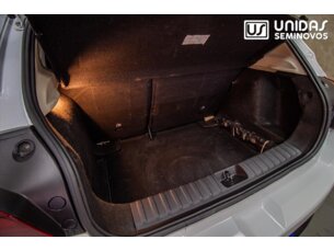 Foto 6 - Chevrolet Onix Onix 1.0 manual