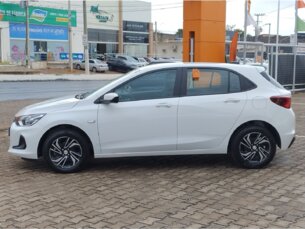 Foto 3 - Chevrolet Onix Onix 1.0 LT manual