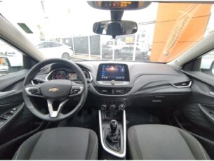 Foto 9 - Chevrolet Onix Onix 1.0 LT manual