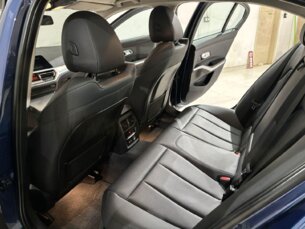 Foto 10 - BMW Série 3 320i Sport automático