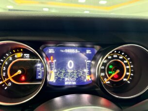 Foto 10 - Jeep Wrangler Wrangler 2.0 Sahara 4X4 4p automático