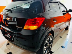 Foto 4 - Chevrolet Onix Onix 1.4 LT SPE/4 manual