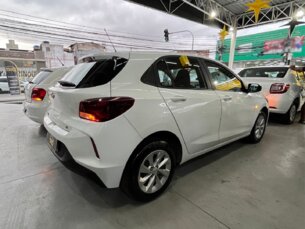 Foto 6 - Chevrolet Onix Onix 1.0 LT manual