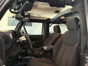 Foto 8 - Jeep Wrangler Wrangler 3.6 V6 Sport 4WD automático