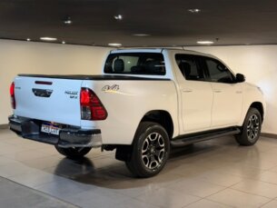 Foto 6 - Toyota Hilux Cabine Dupla Hilux 2.7 CD SR (Aut) automático