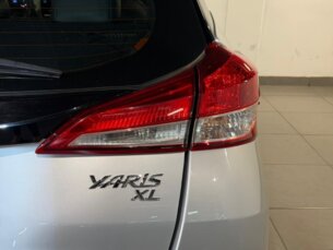 Foto 8 - Toyota Yaris Hatch Yaris 1.3 XL CVT (Flex) automático