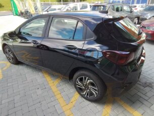 Foto 3 - Chevrolet Onix Onix 1.0 LT manual