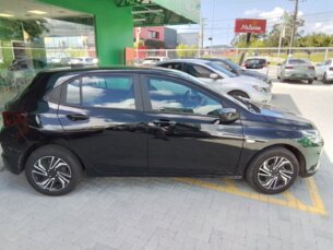 Foto 6 - Chevrolet Onix Onix 1.0 LT manual