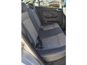 Foto 6 - Volkswagen Gol Gol 1.0 (G5) (Flex) manual