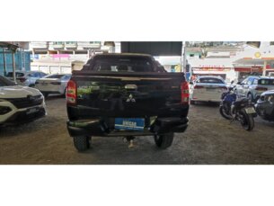 Foto 6 - Mitsubishi L200 Triton L200 Triton Sport 2.4 DID-H HPE-S 4WD automático