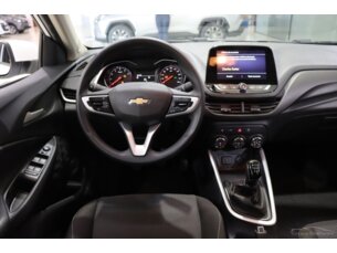 Foto 5 - Chevrolet Onix Onix 1.0 LT manual