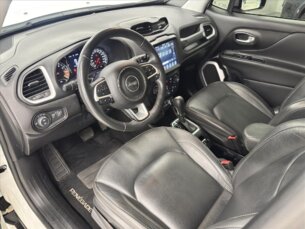 Foto 10 - Jeep Renegade Renegade 1.8 Longitude (Aut) automático