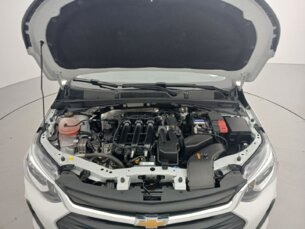 Foto 10 - Chevrolet Onix Onix 1.0 LT manual
