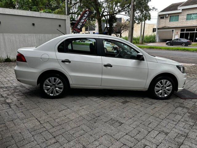 Volkswagen Voyage 1.6 2022