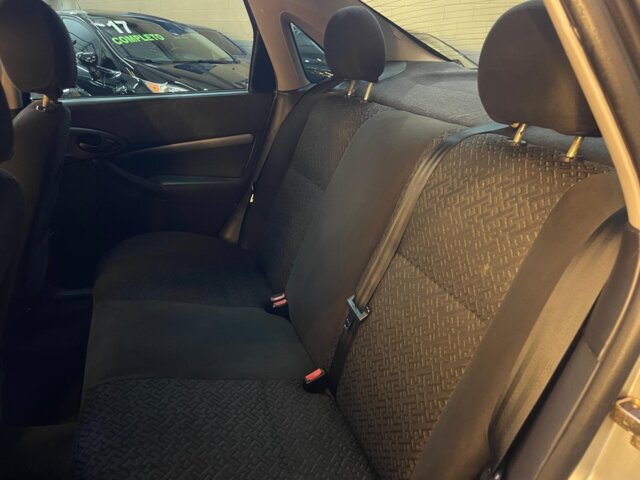 Foto 8 - Ford Focus Sedan GL 1.6 8V 2008