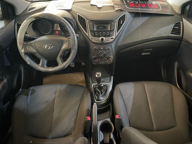 Foto 3 - Hyundai HB20 1.6 Comfort 2014