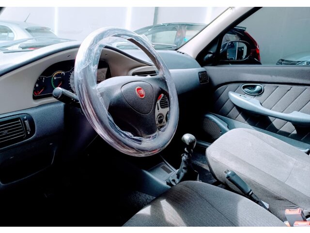 Foto 9 - Fiat Palio Fire 1.0 8V (Flex) 4p 2014