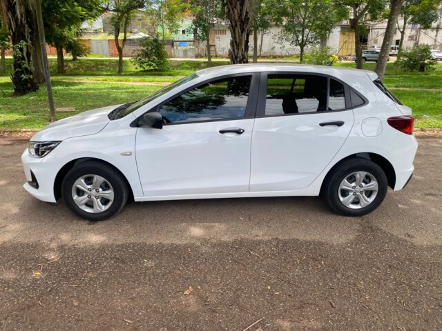 Foto 1 - Chevrolet Onix 1.0 2024