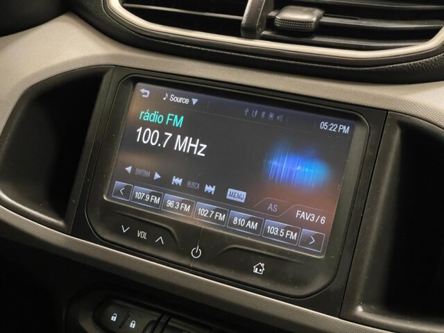 Foto 8 - Chevrolet Onix 1.0 LT SPE/4 2015