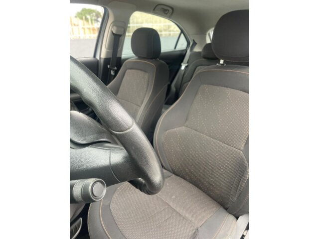 Foto 6 - Chevrolet Onix 1.0 LT SPE/4 2013