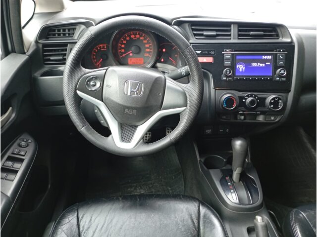 Foto 16 - Honda Fit 1.5 16v EX CVT (Flex) 2015