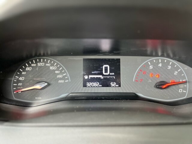 Foto 8 - Peugeot 208 1.0 Like 2024