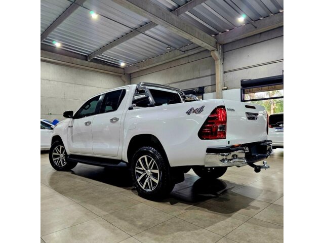 Foto 6 - Toyota Hilux Cabine Dupla Hilux 2.8 TDI CD SRV 4x4 (Aut) 2020