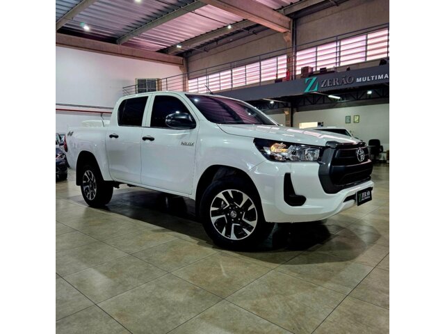 Foto 1 - Toyota Hilux Cabine Dupla Hilux 2.8 TDI CD STD Power Pack 4x4 4wd (Aut) 2024