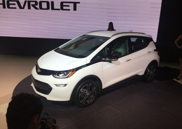 Totalmente elétrico, Chevrolet Bolt chega em 2019 por R$ 175 mil