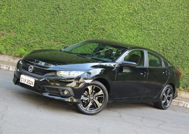 Honda Civic Sport manual é opção mais barata do sedã médio no Brasil