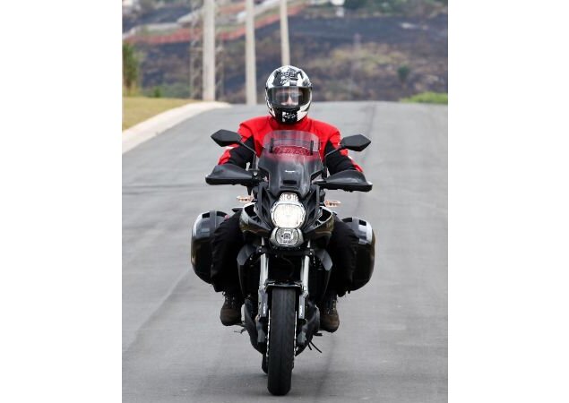 Se sua intenção é ter uma moto também para viajar, a Versys Tourer pode ser uma boa opção