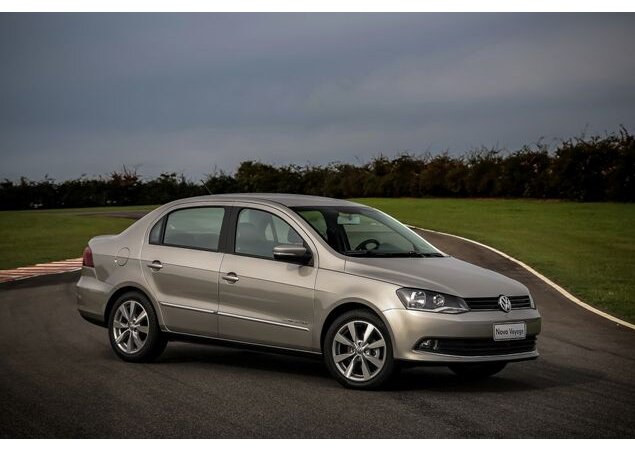 Voyage também muda para se aproximar do Jetta