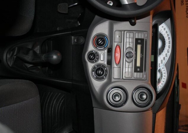Toyota Etios hatch