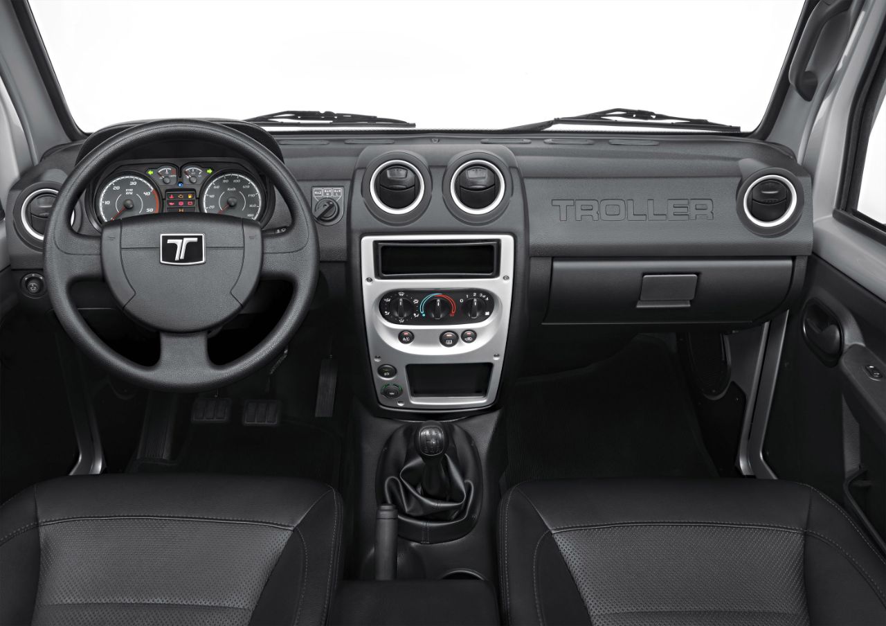 Troller T4 2013