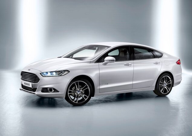 Fusion Ecoboost AWD desembarca do México maior e globalizado por R$ 112.900