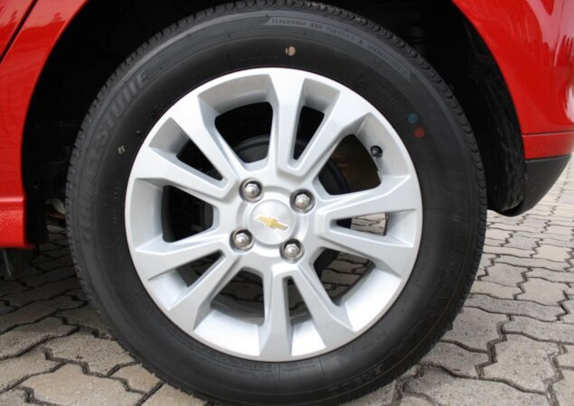 Chevrolet Onix LT 1.0