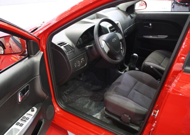 Interior do Chery Celer