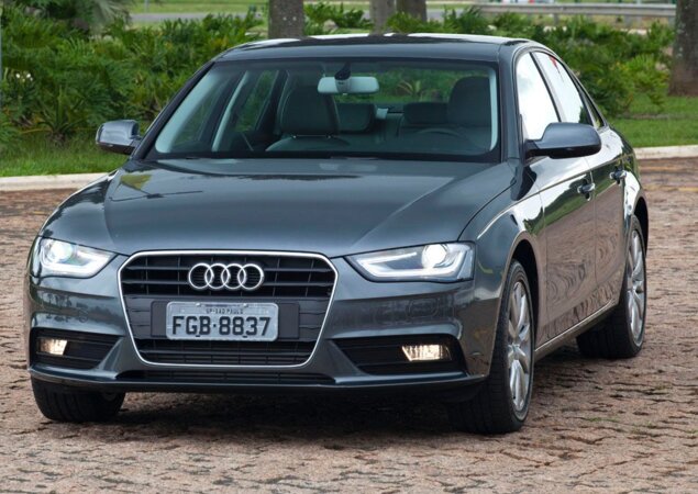 Para ficar mais barato, A4 Attraction conta com sensor de estacionamento e teto-solar apenas como opcionais