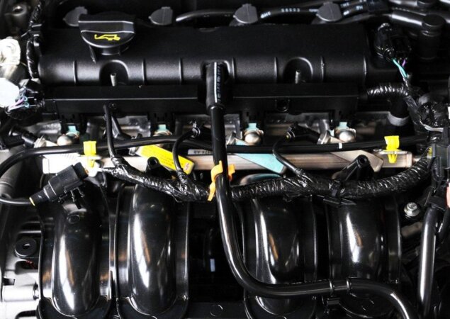 Todos os motores contam com sistema de partida a frio que dispensa o subtanque de gasolina