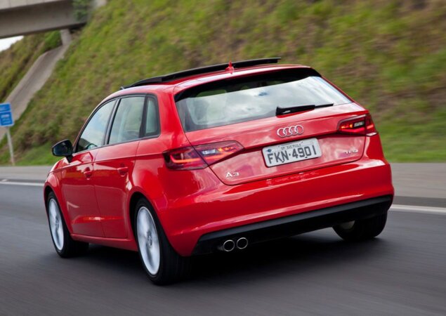Motor gera 180 cv e os 25 kgfm de torque estão disponíveis a partir das 1.250 rotações