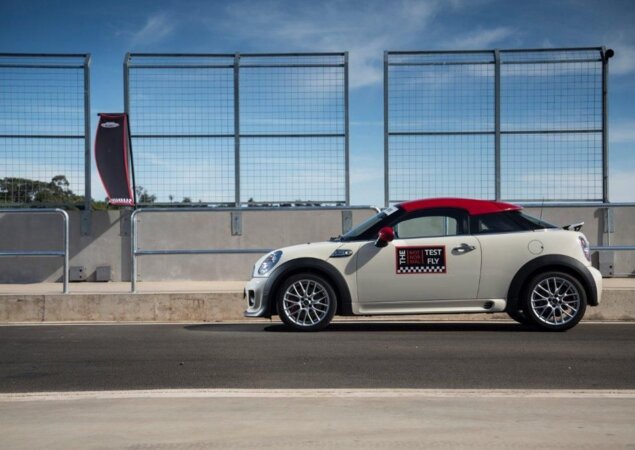 MINI John Cooper Works Coupe