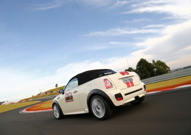 MINI John Cooper Works Roadster 