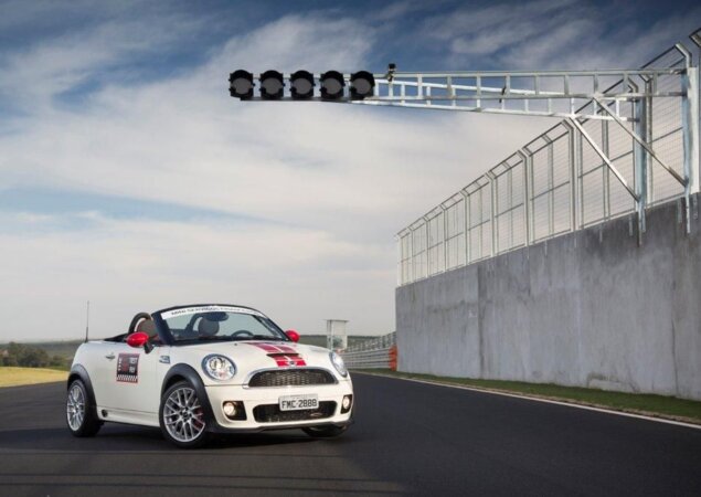 MINI John Cooper Works Roadster 
