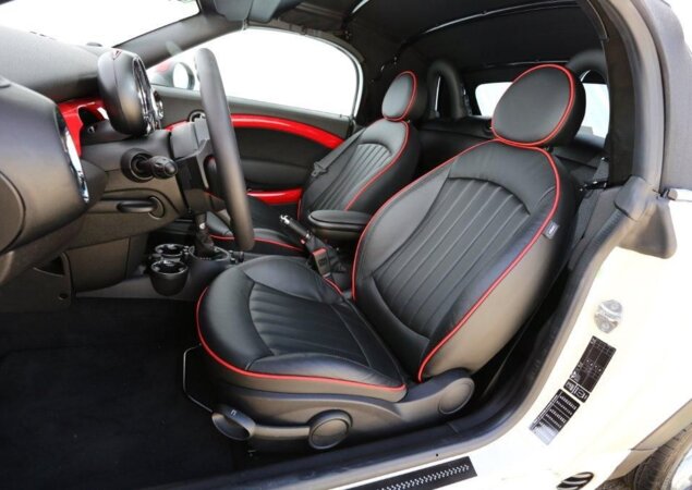 MINI John Cooper Works Roadster 