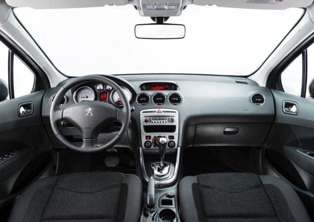 Interior do 408 permanece inalterado