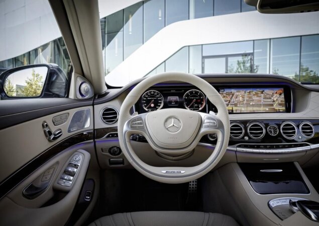 Cabine do S65 AMG 2014