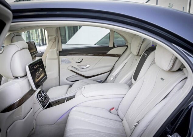 Bancos traseiros do S65 AMG 2014