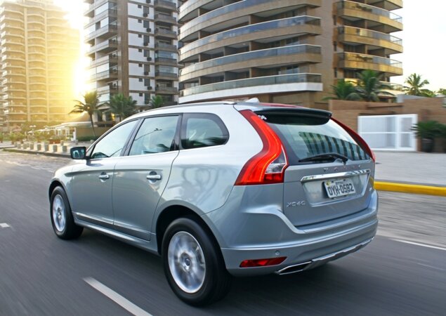 O XC60 já esta nas lojas da Volvo, enquanto S60 e V60 chegam no final de maio